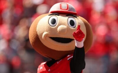 Ohio State reclaims No. 1 spot in AP High 25; Travis Hunter headlines NFL depth chart takeaways, surprises
